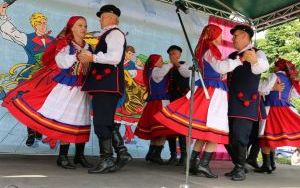 XX Powiatowy Przegląd Zespołów Folklorystycznych i Solistów w Chmielniku  (5)