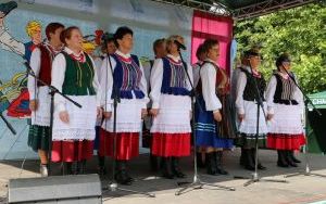 XX Powiatowy Przegląd Zespołów Folklorystycznych i Solistów w Chmielniku  (1)