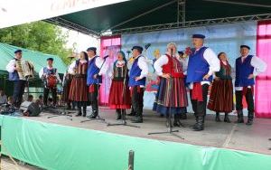 XX Powiatowy Przegląd Zespołów Folklorystycznych i Solistów w Chmielniku  (5)