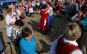 XX Powiatowy Przegląd Zespołów Folklorystycznych i Solistów w Chmielniku  (3)