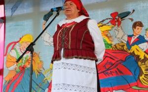 XX Powiatowy Przegląd Zespołów Folklorystycznych i Solistów w Chmielniku  (10)