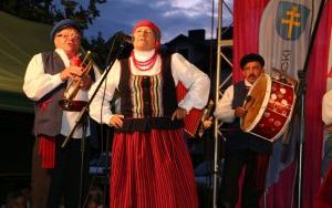 XX Powiatowy Przegląd Zespołów Folklorystycznych i Solistów w Chmielniku  (1)