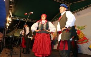 XX Powiatowy Przegląd Zespołów Folklorystycznych i Solistów w Chmielniku  (3)