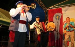 XX Powiatowy Przegląd Zespołów Folklorystycznych i Solistów w Chmielniku  (5)