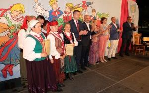 XX Powiatowy Przegląd Zespołów Folklorystycznych i Solistów w Chmielniku  (4)