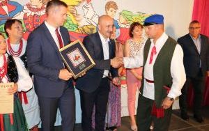 XX Powiatowy Przegląd Zespołów Folklorystycznych i Solistów w Chmielniku  (9)