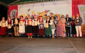 XX Powiatowy Przegląd Zespołów Folklorystycznych i Solistów w Chmielniku  (13)