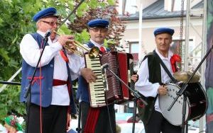 Święto muzyki ludowej w Chmielniku  (13)