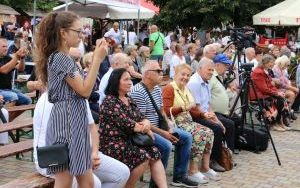 Święto muzyki ludowej w Chmielniku  (15)