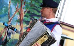 Święto muzyki ludowej w Chmielniku  (4)