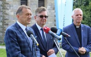 Konferencja na Świętym Krzyżu  (1)