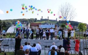 Uroczyste otwarcie Parku Miejskiego w Chęcinach (1)