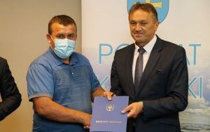 Podpisanie umów na powstanie nowych stanowisk pracy  (2)