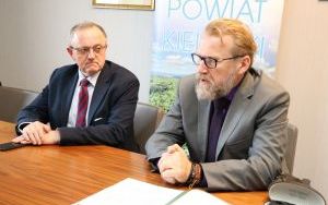 Posiedzenie komisji Samorządu, Rozwoju Gospodarczego i Przeciwdziałania Bezrobociu (5)