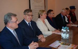 Powiatowy wieniec powalczy o miano najpiękniejszego w województwie (1)