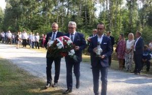 Upamiętnili mieszkańców Orłowin (1)