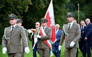 Odbudowany kopiec już poświęcony i odsłonięty (3)