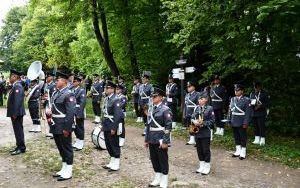 Odbudowany kopiec już poświęcony i odsłonięty (4)