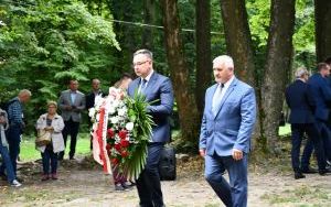 Odbudowany kopiec już poświęcony i odsłonięty (7)