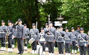 Odbudowany kopiec już poświęcony i odsłonięty (3)