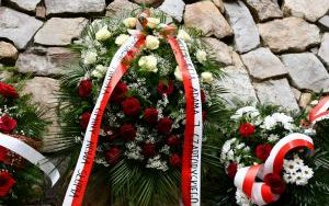 Odbudowany kopiec już poświęcony i odsłonięty (4)
