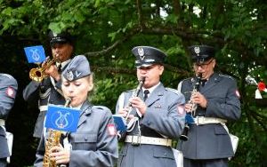 Odbudowany kopiec już poświęcony i odsłonięty (4)