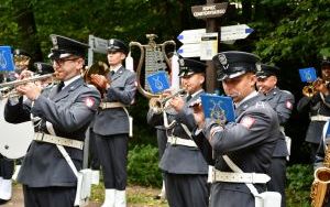 Odbudowany kopiec już poświęcony i odsłonięty (5)
