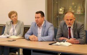 Rozmawiali o funkcjonowaniu ośrodków szkolenia kierowców (5)