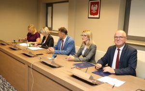 Kolejne busy do przewozu osób niepełnosprawnych (1)
