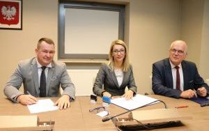 Kolejne busy do przewozu osób niepełnosprawnych (2)