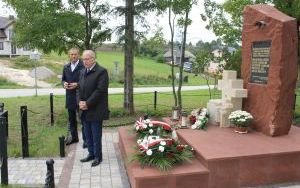 Pomnik po renowacji już odsłonięty (7)