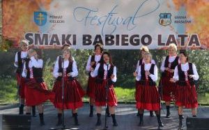 Ludowe występy w amfiteatrze (4)