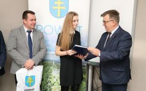 Stypendyści Starosty Kieleckiego  (4)
