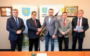 Droga w Mójczy (2)