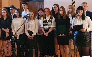 Szkoła do Hymnu (11)