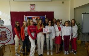 Szkoła do Hymnu (10)