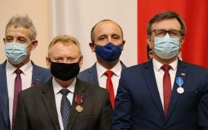 Odznaczenie za długoletnią służbę  (2)