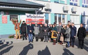 Upamiętnili 37. rocznice strajku w obronie krzyży we Włoszczowie  (3)