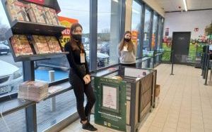 Szkolny Klub Wolontariatu z Powiatowego Zespołu Szkół w Chęcinach (5)