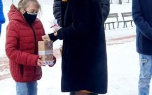 Szkolny Klub Wolontariatu z Powiatowego Zespołu Szkół w Chęcinach (9)