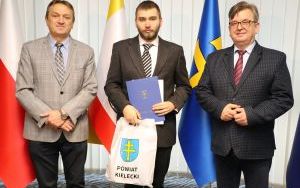 Stypendia Prezesa Rady Ministrów wręczone  (2)