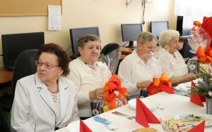 Starosta kielecki Mirosław Gębski z życzeniami u seniorów (11)