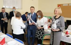 Starosta kielecki Mirosław Gębski z życzeniami u seniorów (13)