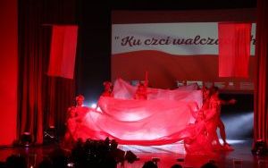 „Ku czci walczących. Lech Makowiecki patriotycznie” (1)