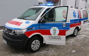 Szpital ma nową karetkę (2)