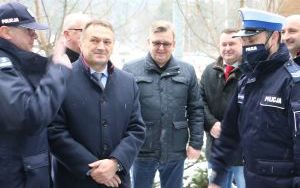 Uroczyste przekazanie nowych radiowozów (4)