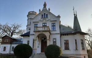 Zakończyły się prace budowlano-konserwatorskie przy Pałacyku Henryka Sienkiewicza w Oblęgorku (1)
