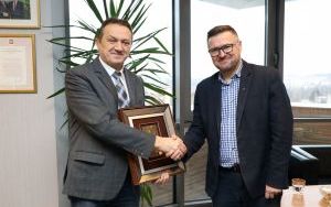 Zwycięzca powiatowego konkursu odebrał nagrodę (1)