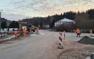 Ruszyła przebudowa skrzyżowania w Stachurze. Niebawem będzie tu bezpieczniej! (3)