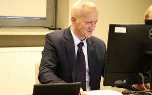 Sesja Rady Powiatu w Kielcach - posiedzenie w systemie zdalnym (2)